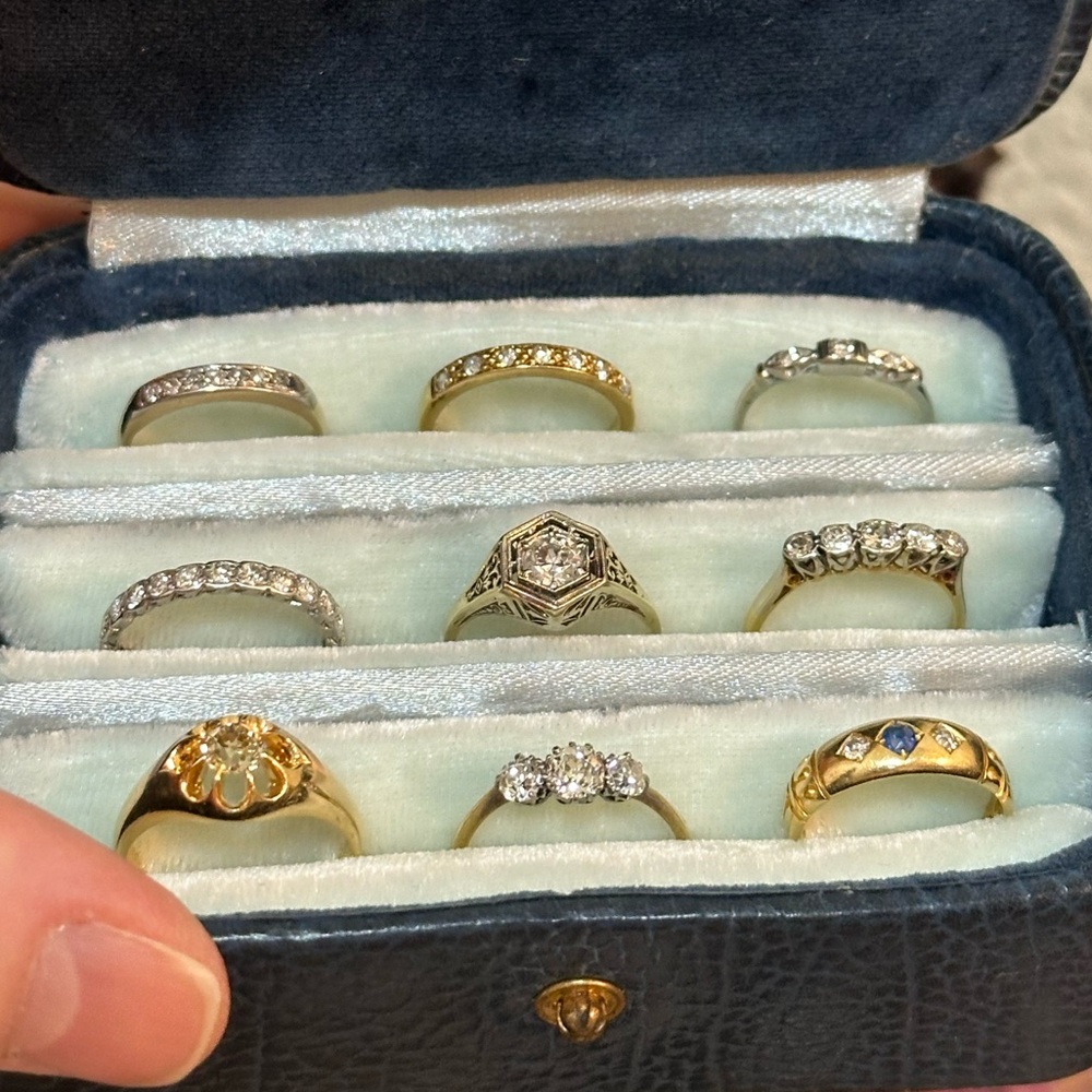Antique 18K Gold Diamond Rings - Picture 9 of 11